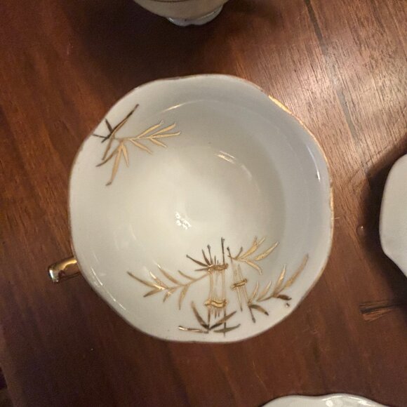 Royal Carlton Asian Inspired Tea Set (4) - Picture 4 of 6